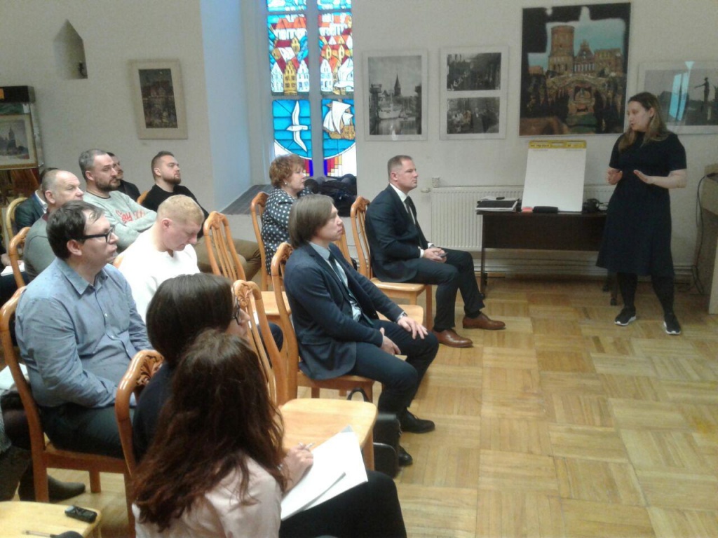 photo_2017-12-13_11-25-19.jpg photo_2017-12-13_11-25-19.jpg