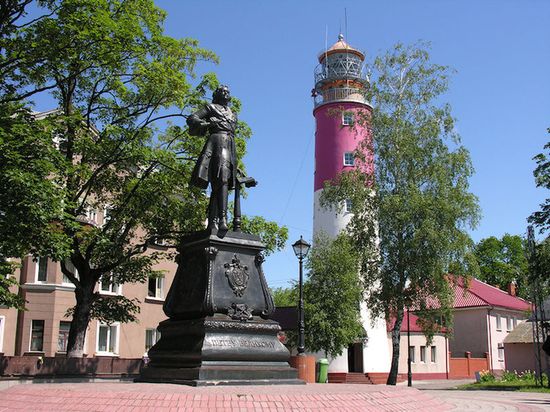 Памятник Петру в Балтийске