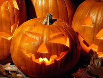  РК "Эпицентр" приглашает калининградцев на Хеллоуин