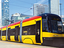 Желтый трамвай «Свинг» будет катать калининградцев на Новый год