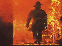 Сержант Балтфлота вынес из горящего дома 6-летнего калининградца