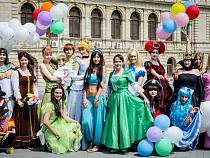 Благотворительный парад сказочных принцесс собрал для калининградских детей более 40 тысяч рублей