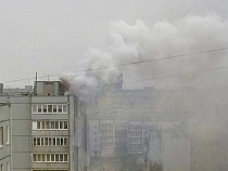 «Люди в панике выбегали из квартир»: в Калининграде загорелся многоэтажный дом
