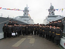 «Автотор» поздравил экипаж МРК «Серпухов» с 5-летним юбилеем корабля