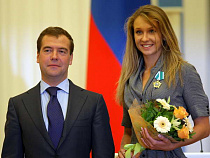 Чемпионка Наталья Ищенко не вернется в синхронное плавание еще год