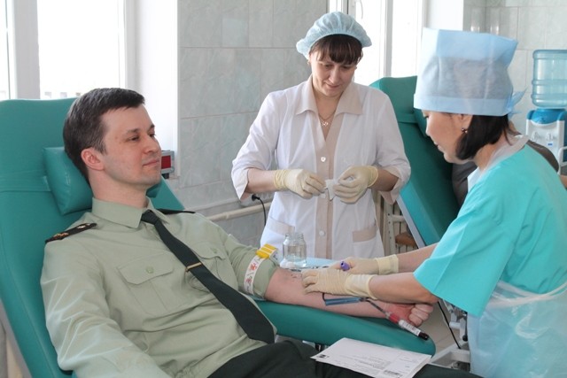 Сайт центра переливания крови. Центр переливания крови. Центр переливания крови Ульяновск. Луганский центр переливания крови.