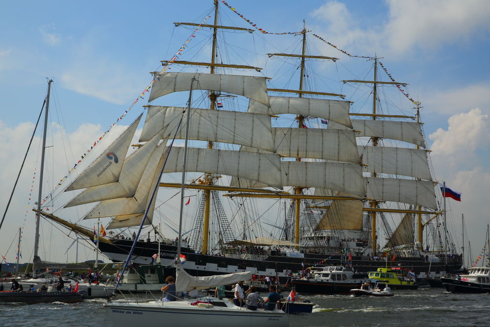 крузенштерн в калининграде. самый крупный парусник порт приписки калининград. барк седов порт приписки. самый крупный парусник порт приписки калининград. самый крупный парусник порт приписки калининград.
