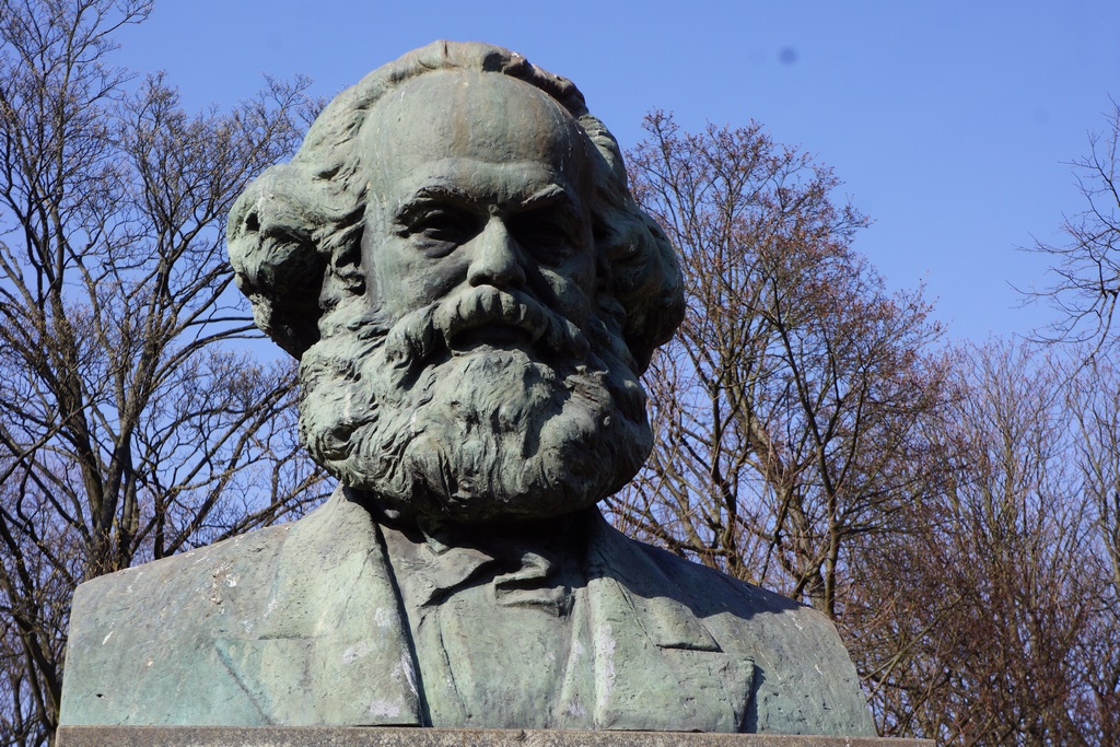 В Калининграде демонтировали памятник Карлу Марксу | Культура | Селдон  Новости