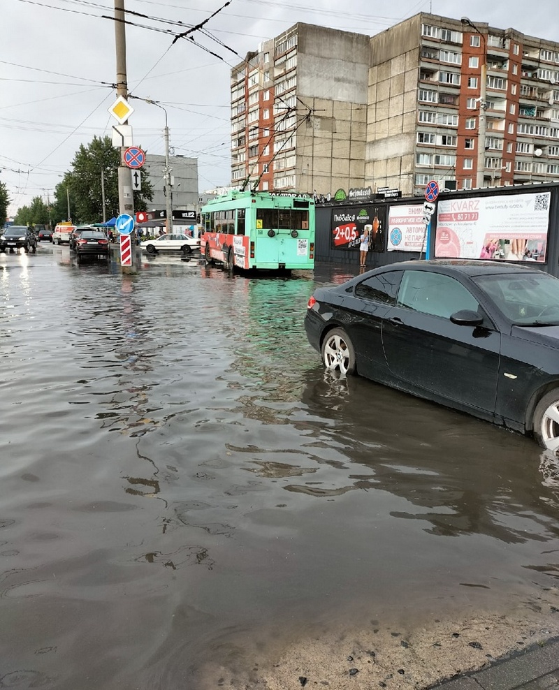 В Калининграде сняли на видео новый водопад