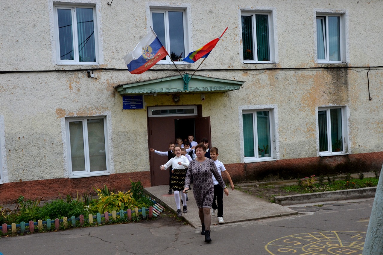 СОШ поселок Корнево. Сержантская школа в Багратионовске. День поджигания школы.