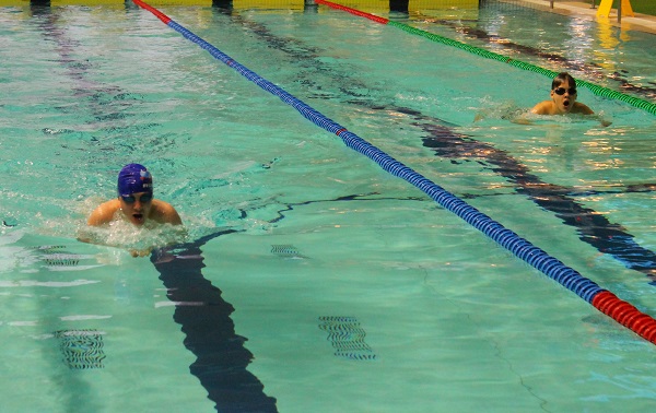 Участники международных соревнований по плаванию Ольштын Калининград.jpg