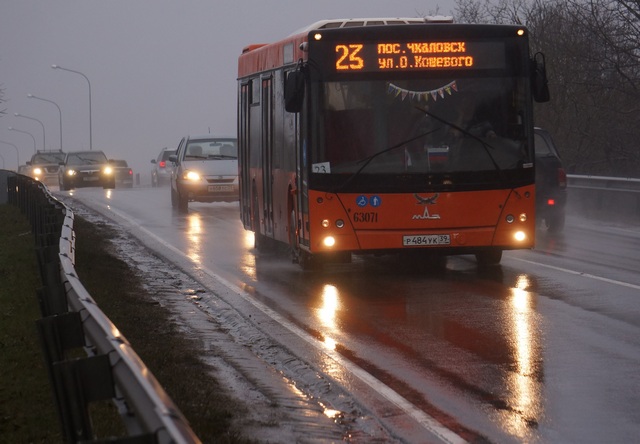 23 автобус спешит в Чкаловск в объезд через окружную Выезда с Челнокова нет2.jpg
