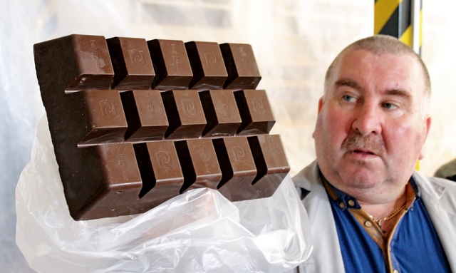 5 кг российского шоколада изготовленного в Калининградской области по бельгийским технологиям и на западноевропейском  оборудовании.jpg