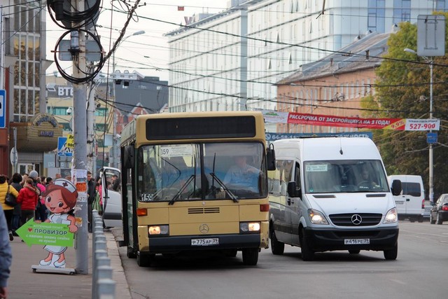 Пробки провода и плохо транспорт главные признаки центральных улиц Калининграда.JPG