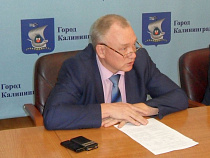 Калининградский чиновник честно рассказал, как МП «Чистота» убирает снег (видео)