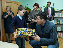 Алиханов исполнил желания 3 детей