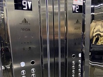 В Калининграде с огромной высоты сорвался лифт с людьми