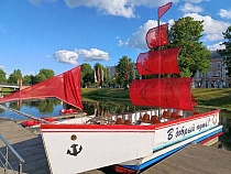 Бал выпускников в Гусеве переплюнул «Алые паруса» в Санкт-Петербурге