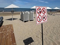 В Светлогорске смогли открыть два пляжа с просеянным песком