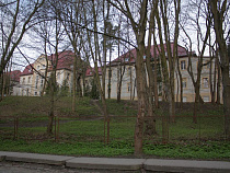 Стало известно о закрытии парковки у Детской областной больницы в Калининграде