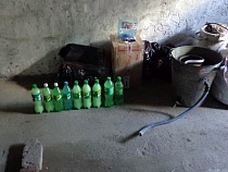 59-летняя мать и 35-летний сын гнали смертельный самогон под Неманом