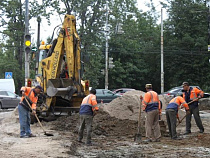 Ремонт тротуара у Фридландских ворот планируется завершить в сентябре