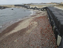 Балтийское море повредило стену спасения Калининградской области