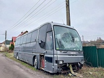 В Зеленоградске изумились брошенным и изуродованным автобусом Iveco