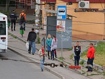 Половину остановок в Калининграде нужно отремонтировать или заменить