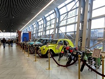 В зале аэропорта Храброво прошёл дождь