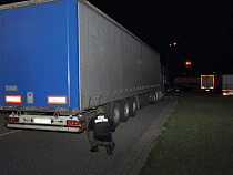 Поляки отправили калининградца на родину без полуприцепа