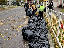 Чёрные мешки в Балтийске грузят вереницами