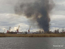 У порта в Калининграде произошёл пожар – соцсети (видео, фото)