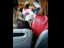 Калининградцы жалуются на битком набитые автобусы на фоне роста заражений 