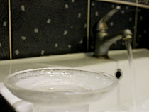 "Голосящий КиВиН” в “Янтарь Холле” прошёл без мыла 