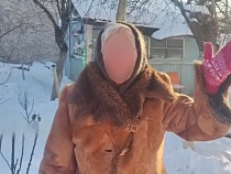 88-летняя осталась верна своему аварийному дому