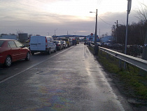 Польские таможенники задержали калининградца, спрятавшего в машине 50 тысяч штук сигарет