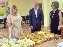 Минсельхоз в Калининграде устроил поедание разных сортов картофеля