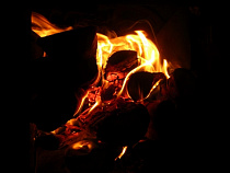 В Немане двое мужчин едва не сгорели заживо в квартире