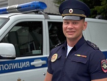 Спасавший рыбаков в море у Янтарного участковый признан лучшим