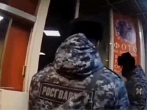 К упавшей в центре Калининграда первыми ринулись патрульные 