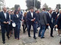 Алиханов допустил создание нового автомобильного пункта пропуска в Польшу