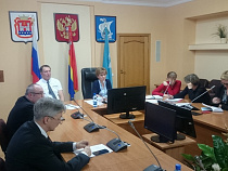 Калининградские предприниматели вступили в конфликт из-за янтарной торговли у Музея янтаря (видео)