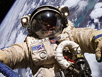 О жизни в невесомости калининградцам расскажет новая фотовыставка в Музее Мирового океана