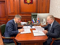 «Единая Россия» в Калининграде подписала вечное соглашение