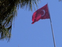 «КоммерсантЪ»: Почти половина россиян боится ездить за рубеж