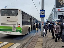 За грабёж на остановке в центре Калининграда приговорили рецидивиста