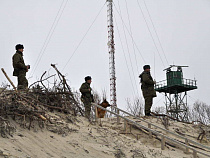 Пограничники приглашают народ охранять границу в Калининградской области