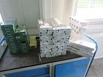 Поляк вез из Калининграда 323 пачки сигарет, спрятанных в тайнике