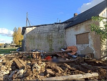 Житель Озёрского района погиб при обрушении крыши